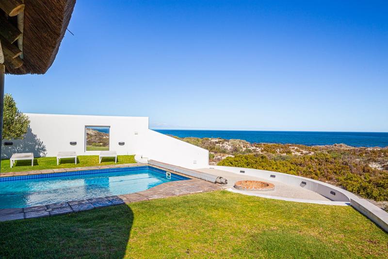 6 Bedroom Property for Sale in Duyker Eiland Western Cape